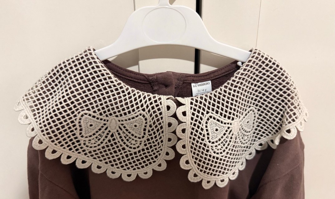 Dantel Yakalı Kahverengi Bebek Takımı 3-4 yaş - Görsel 4