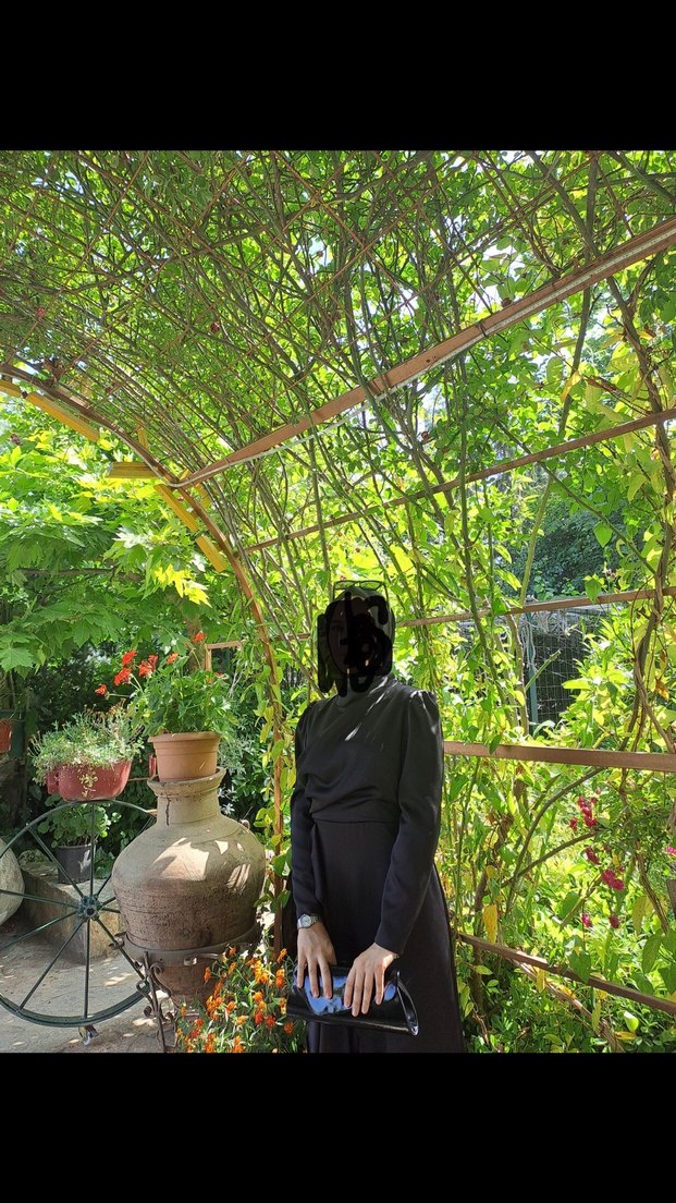 Siyah saten abiye - Görsel 3