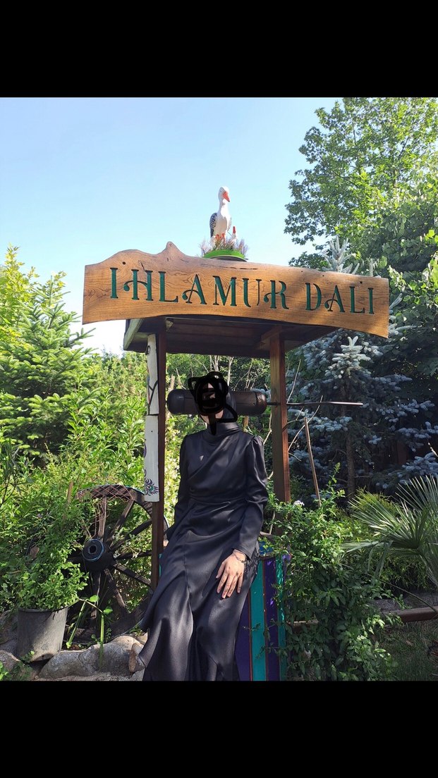 Siyah saten abiye - Görsel 4