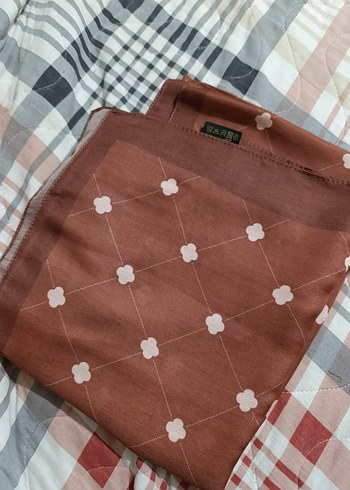 Drapeli Kahverengi Kadın Şal - Görsel 3