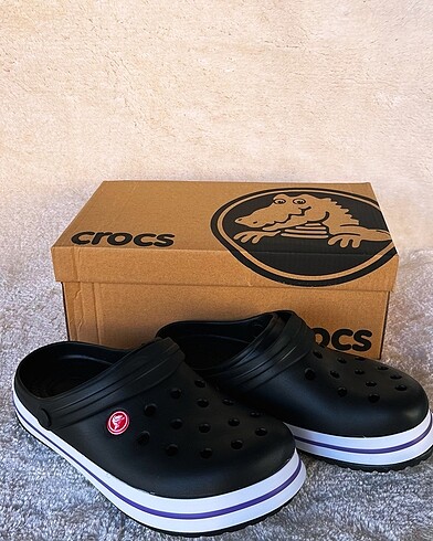 Crocs 6 renk seçeneğimiz ile sizlerle