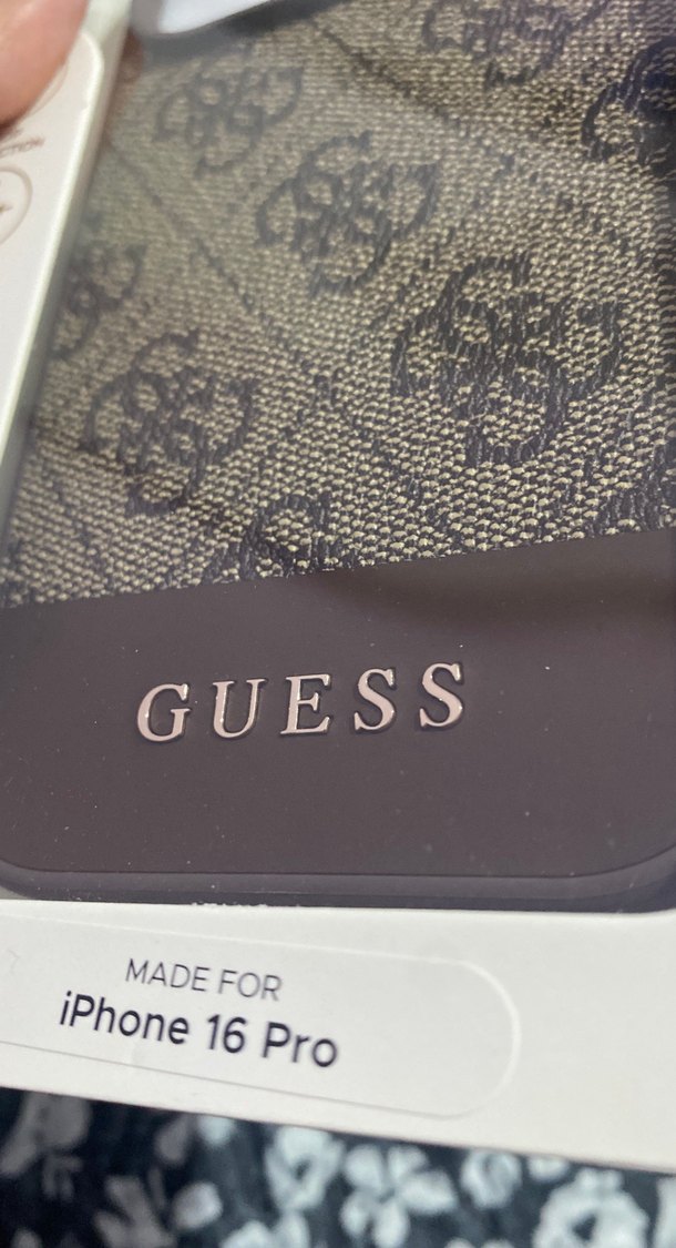 Guess Elastik Kahverengi Telefon Kılıfı - Görsel 2