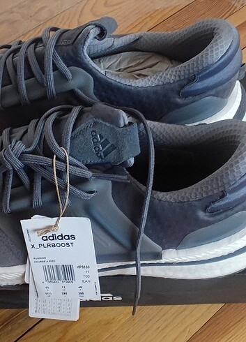 Adidas ayakkabı 46 numara sıfır orjinal 