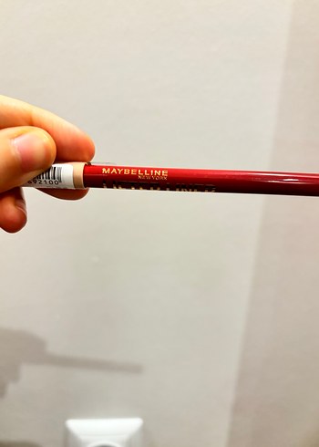 Kırmızı dudak kalemi - Görsel 3