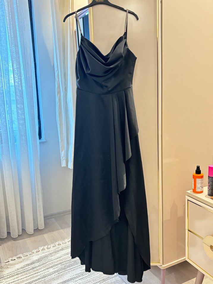 Siyah Straplez Gotik Midi Abiye Elbise - Görsel 3