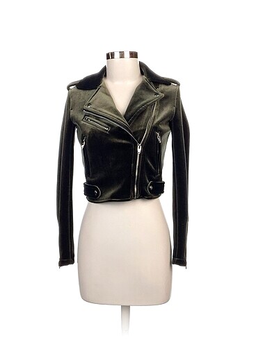 Bershka Bomber %70 İndirimli.