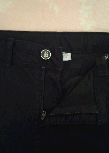 Parlak Payetli Siyah Kız çocuk Kumaş Pantolon - Görsel 3