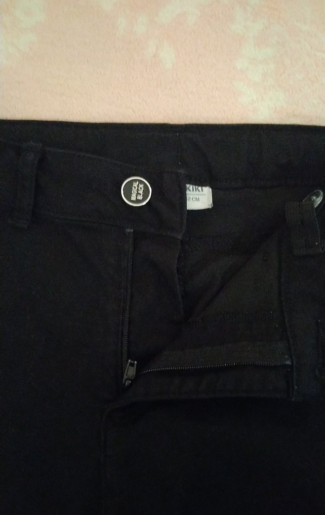 Parlak Payetli Siyah Kız çocuk Kumaş Pantolon - Görsel 3