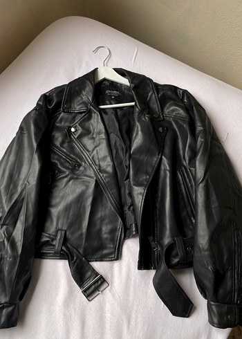 Kemerli Siyah Deri Biker Ceket