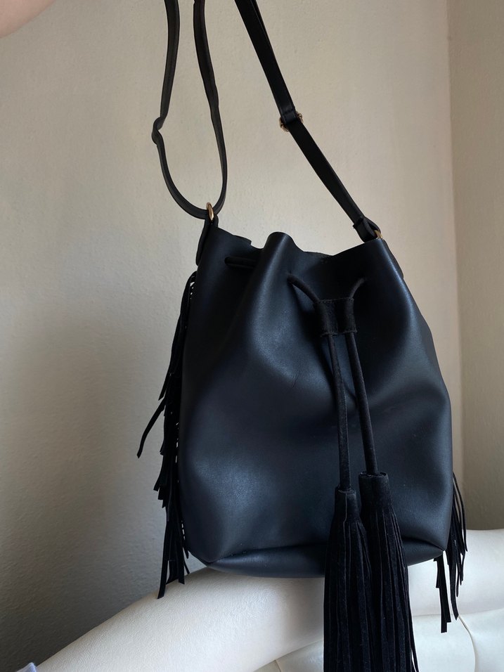 Siyah Deri Püsküllü Bohem Kadın Çanta - Görsel 2