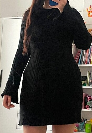 Siyah günlük elbise