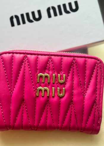 Miu Miu Miu Miu Pembe Deri Kadın Cüzdan