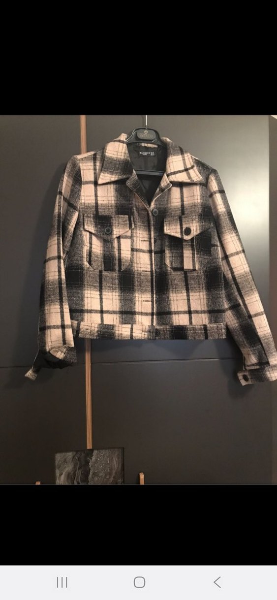 Düğmeli Ekose Desenli Kısa Kadın Ceket - Görsel 2