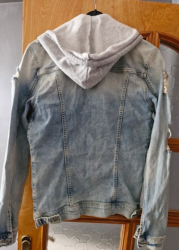 Düğmeli  uzun kapşonlu Denim Ceket - Görsel 3