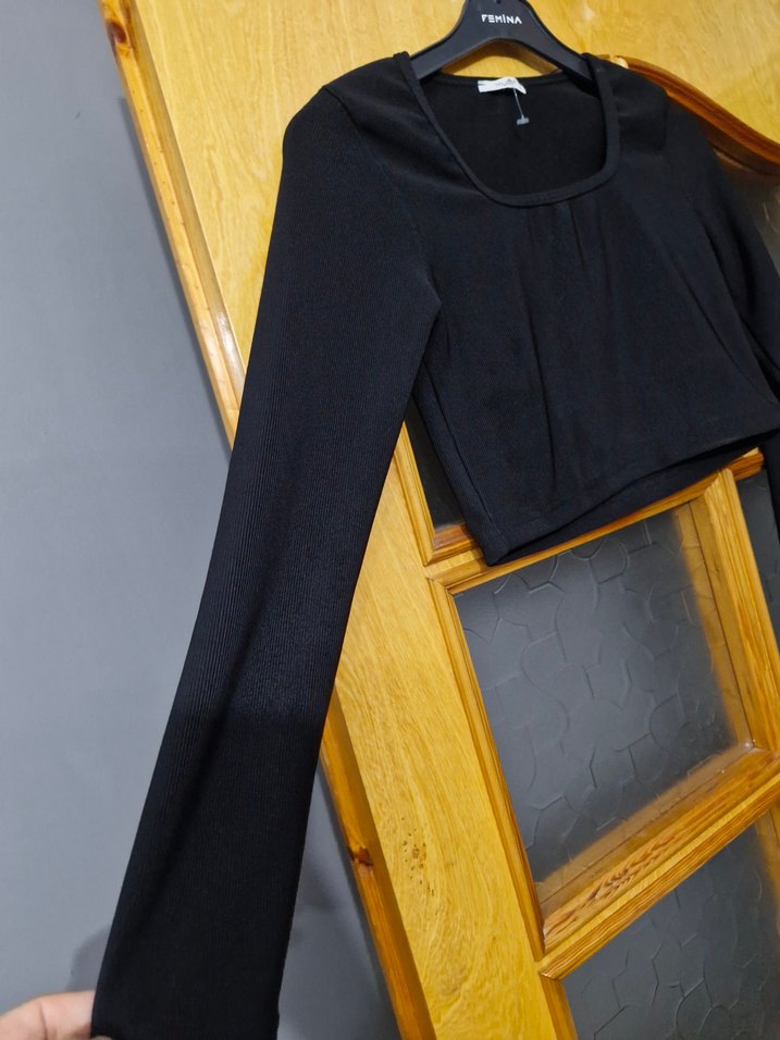 Siyah Uzun Kollu Crop Bluz - Görsel 3