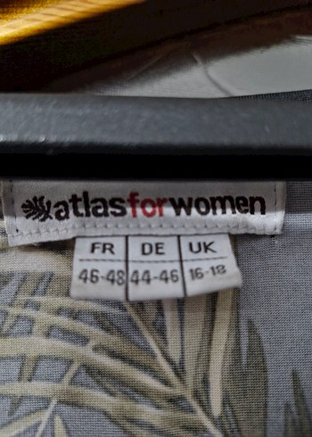 V Yaka Siyah Baskılı Salaş Kadın Bluz - Görsel 5