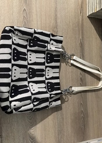Gri Beyaz Zebra Desenli Kadın Çanta