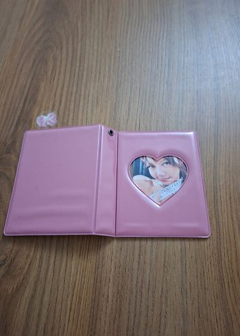  Sevimli pembe kalpli binder