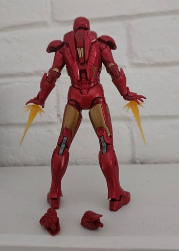  Marvel Legends Iron Man Mark 7 MCU Avengers