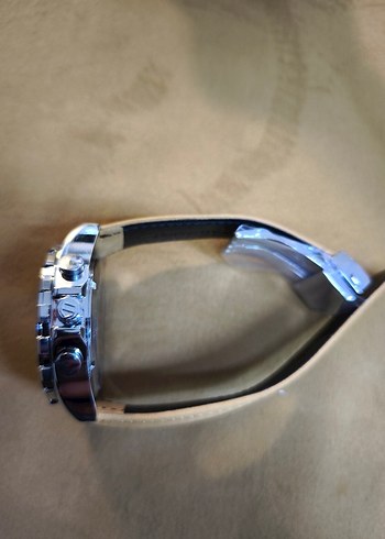 Beyaz Renkli Erkek Klasik Biker Saat - Görsel 3