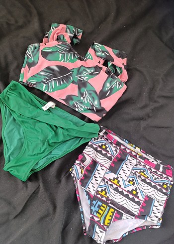 Düz Yeşil bikini altı + yeşil detaylı bustiyer bikini 2 li set.