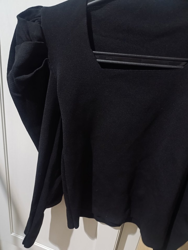 Siyah Kare Yaka Kadın Bluz Çelik triko - Görsel 2