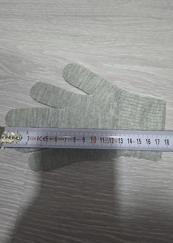 Çocuk Gri Eldiven - Görsel 4
