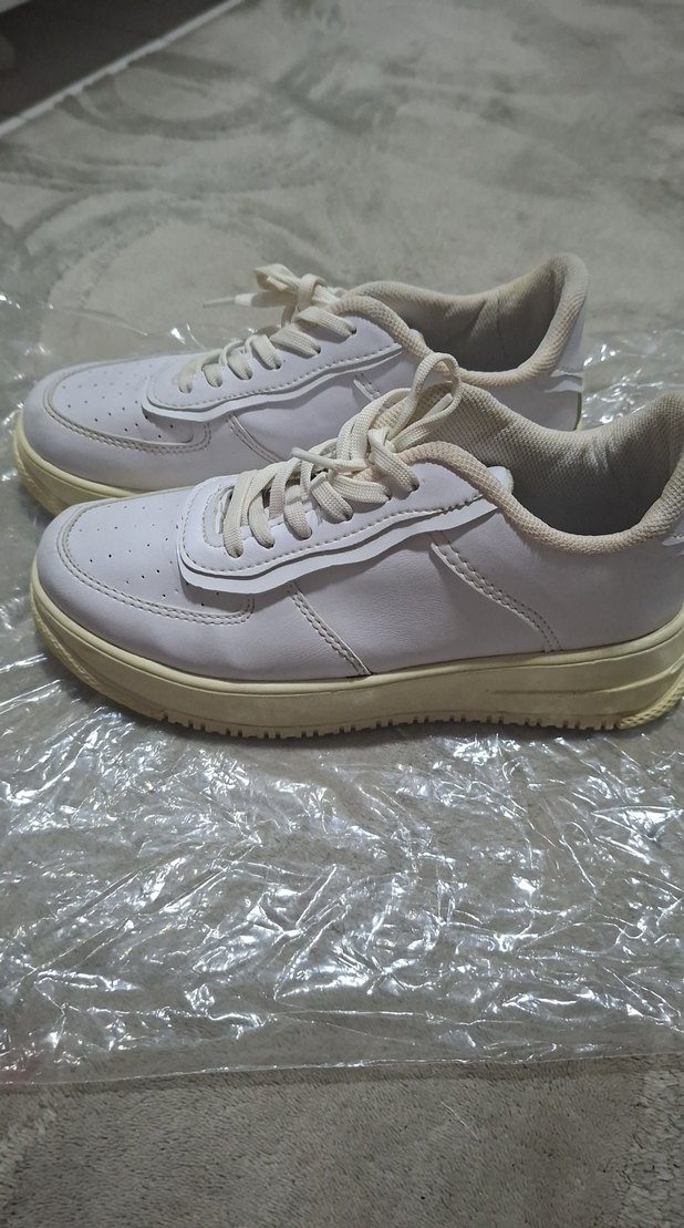 Beyaz Bağcıklı Stiletto Topuklu Kadın Spor Ayakkabı - Görsel 2