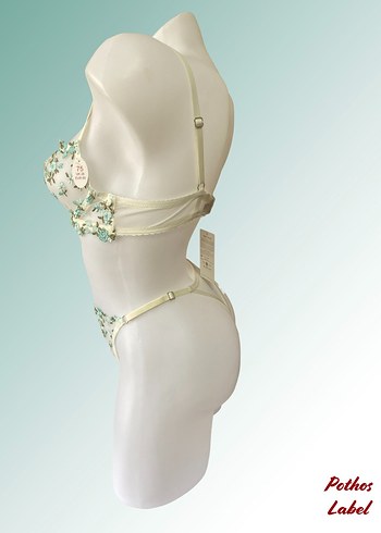 Nakışlı Mini Beyaz Bohem Sütyen - Görsel 2