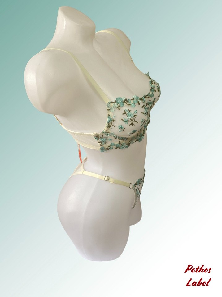 Nakışlı Mini Beyaz Bohem Sütyen - Görsel 4