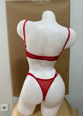 Kırmızı Simli Minimalist Sütyen ve Külot Takımı - Görsel 4
