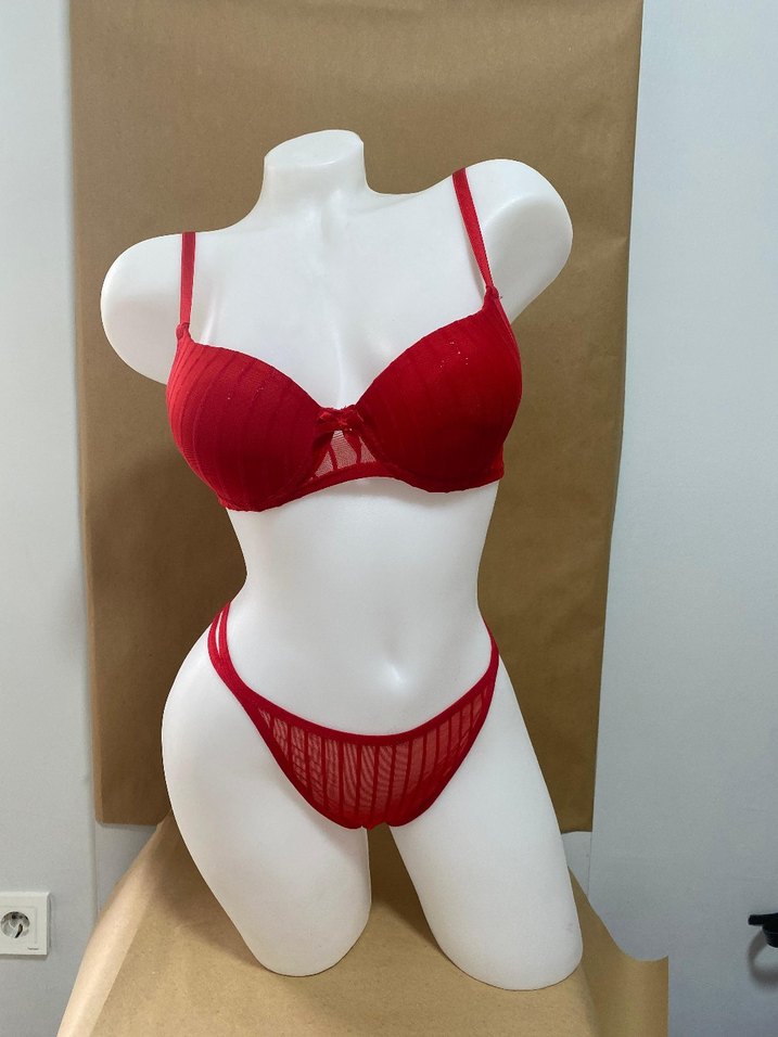Kırmızı Simli Minimalist Sütyen ve Külot Takımı - Görsel 2