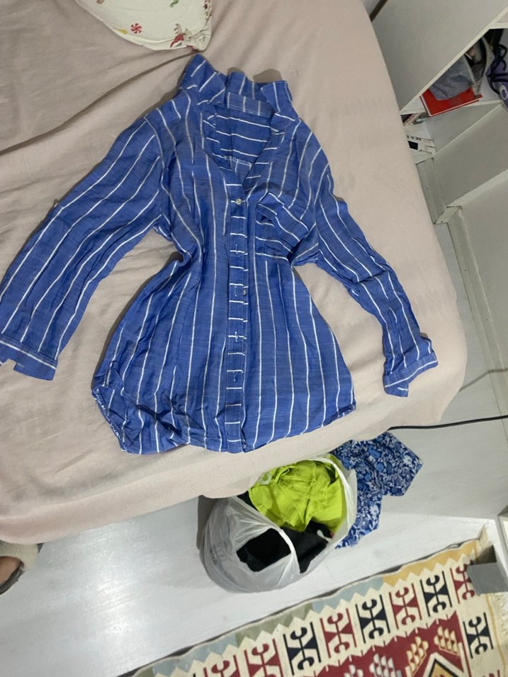 Mavi Çizgili Uzun Kollu Keten Gömlek - Görsel 3