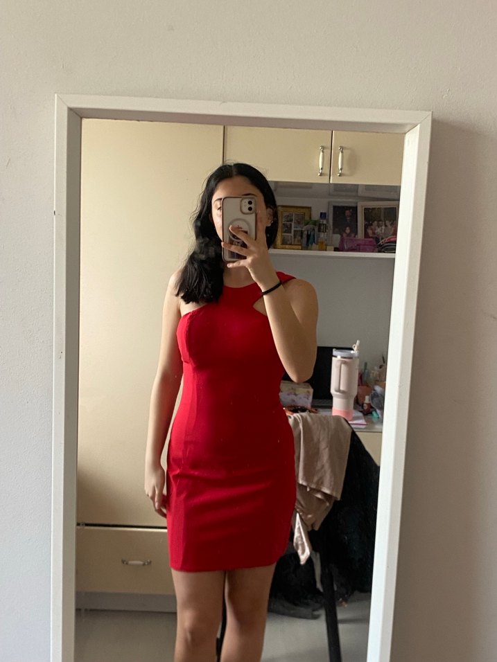 Kırmızı Parlak V Yaka Midi Elbise - Görsel 3