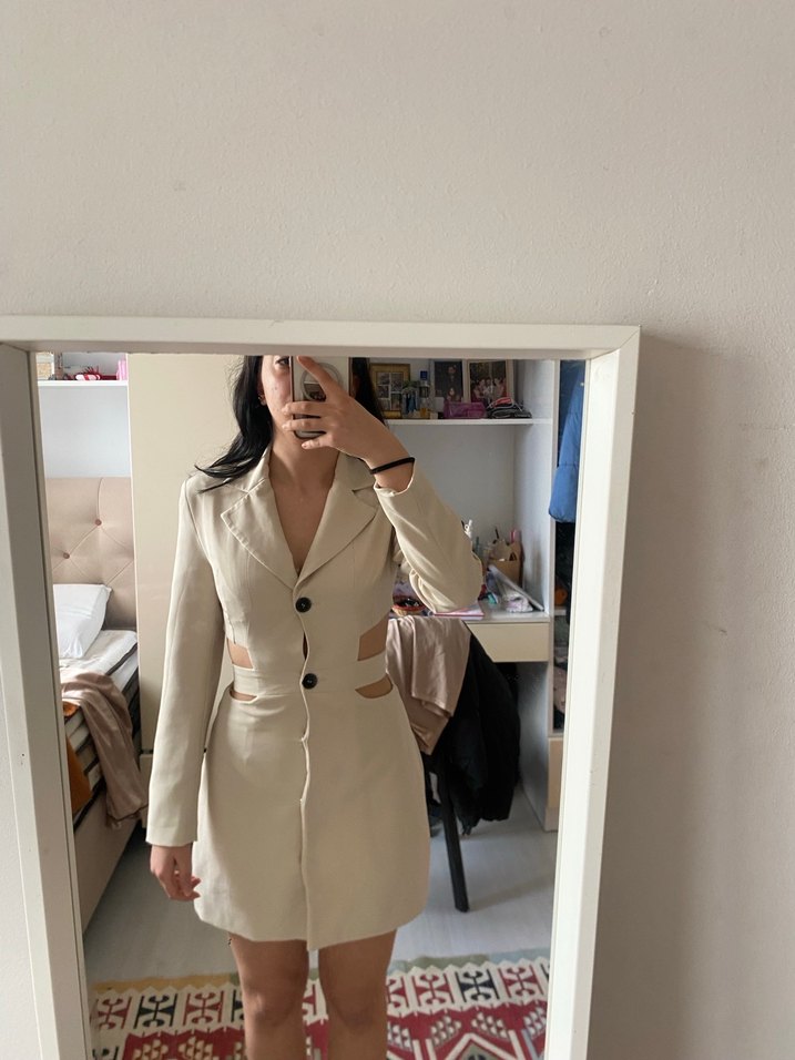 Düğmeli Bej Midi Blazer Kadın Ceket - Görsel 3