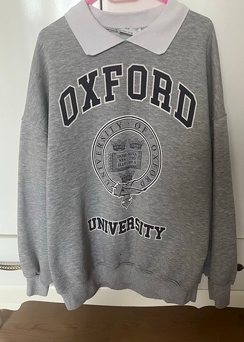 m Beden Oxford Baskılı Gri Sweatshirt