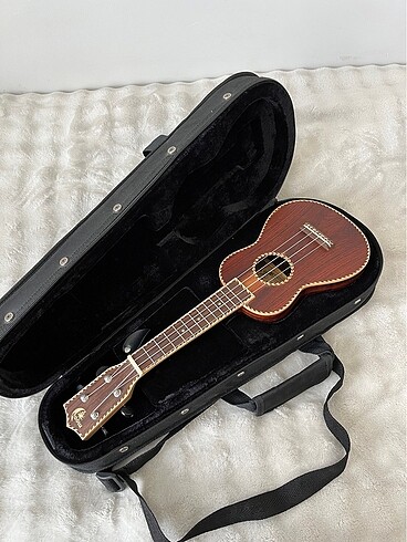 Moon UK711SC Soprano Ukulele