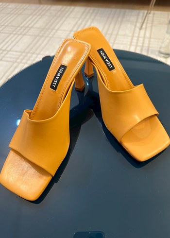 39 Beden sarı Renk Nine West Sarı Topuklu Kadın Terlik