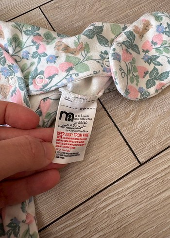 Çiçek Desenli Bebek Kız Tulum - Görsel 2