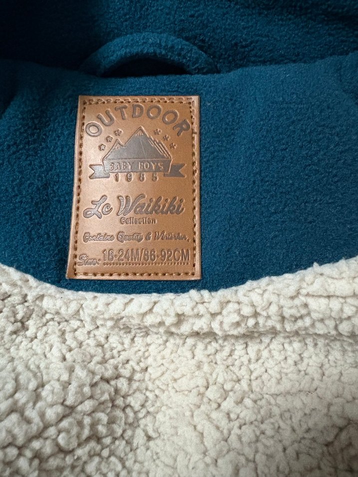 Erkek Çocuk Petrol Yeşili Düğmeli Polar Mont - Görsel 3