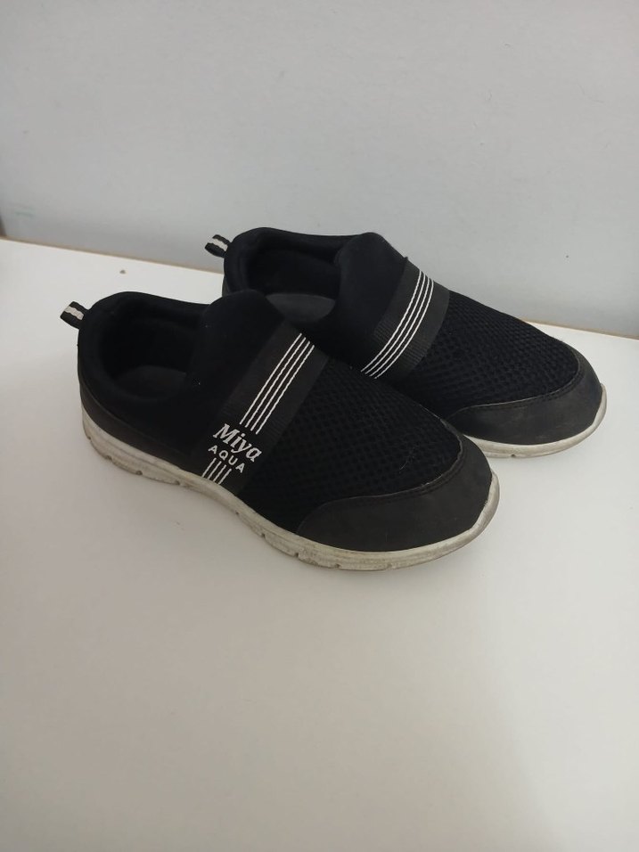 Erkek Çocuk Siyah Cırt Cırtlı Spor Ayakkabı - Görsel 3