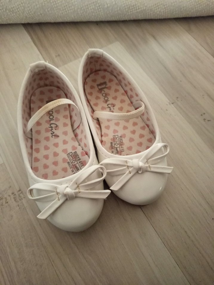 Kız Çocuk Beyaz Fiyonklu Babet Ayakkabı - Görsel 2