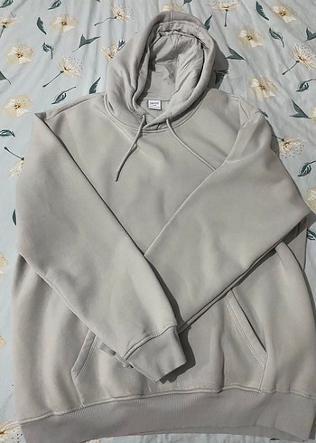 oversize sweatshirt