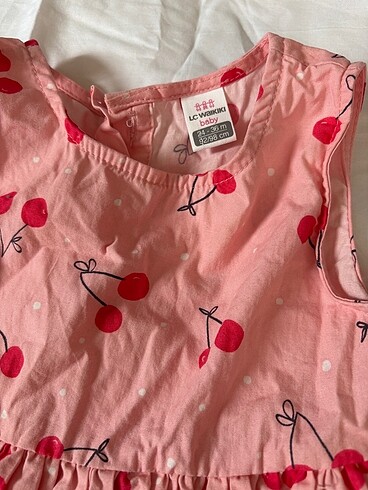 LC Waikiki LC WAİKİKİ KIZ BEBEK ELBİSE 150 ? !!