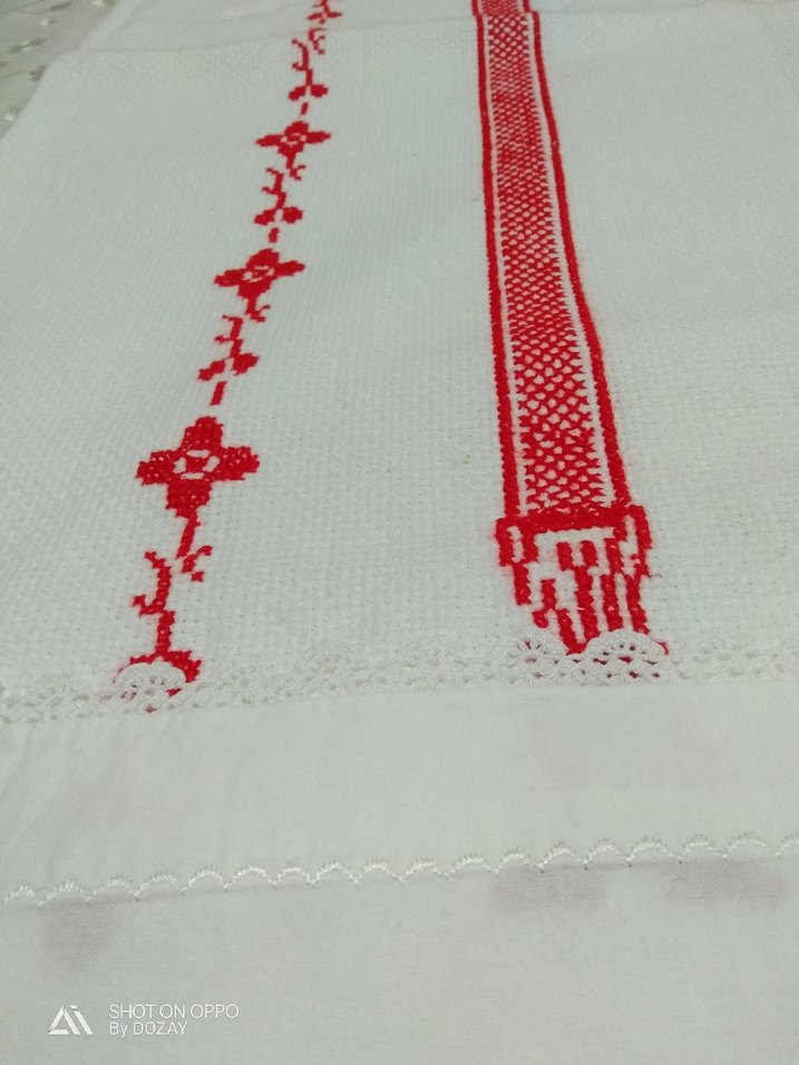 Çeyizlik Nakışlı Etamin Seccade - Görsel 2