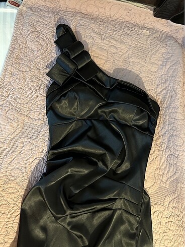 Siyah Abiye - Görsel 2