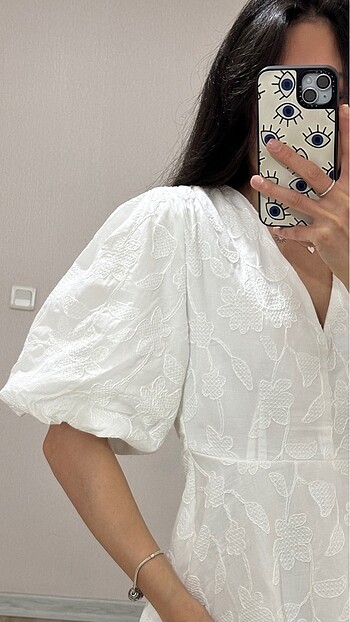 Zara Floral Nakış Astarlı Mini Elbise