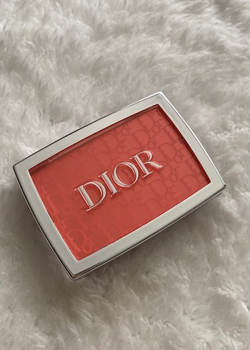 Parlak Kırmızı Allık - Görsel 2