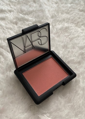 NARS Koyu Pembe Allık 0.16 Oz - Görsel 2