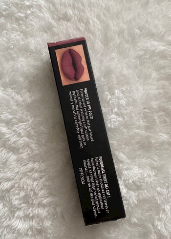 NYX Powder Puff Lippie Mor Ruj - Görsel 2